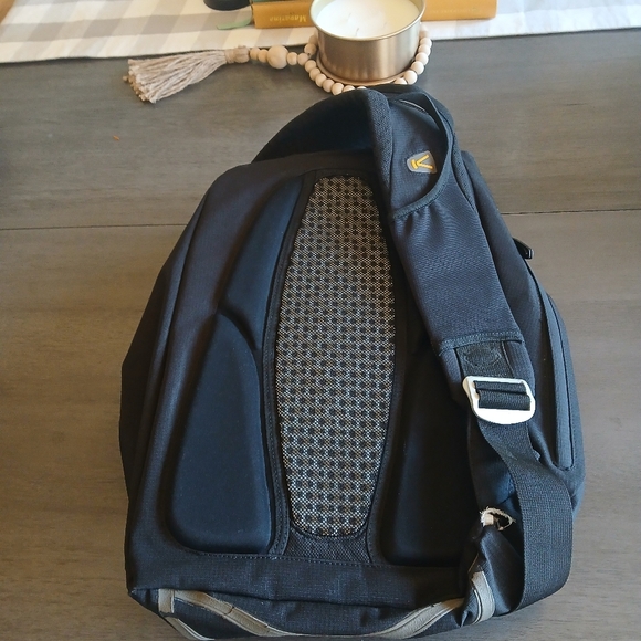 Keen Black Backpack for Men NWOT - Picture 3 of 7